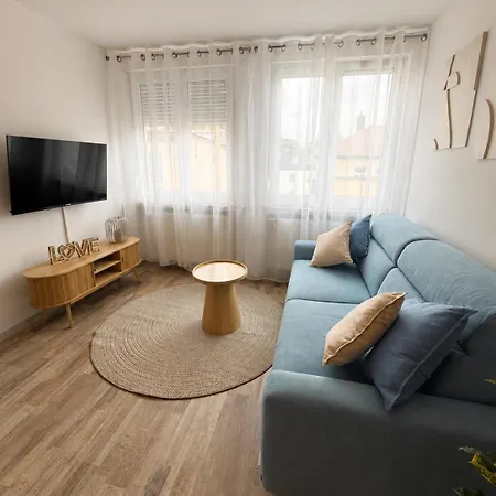 Apartman Rehn 2 *